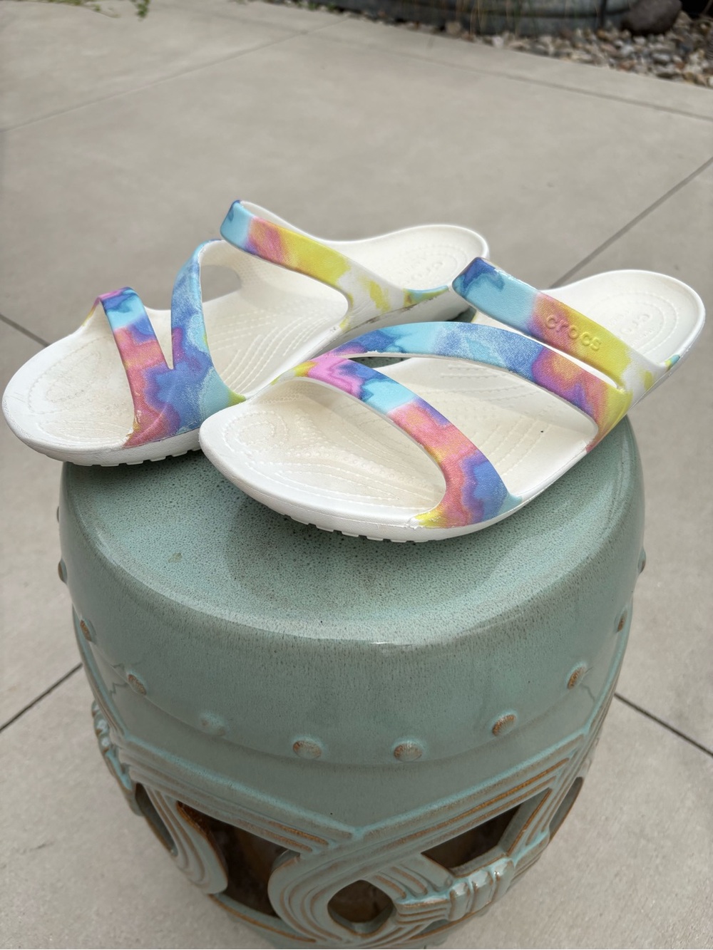 CROCS Women’s Kadee Slide Sandals White Footbed with Rainbow Tie-Dye Straps- 10
